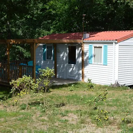 Camping Etang Vallier *
